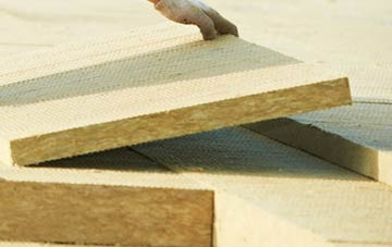 measuring Little Eastbury tapered insulation